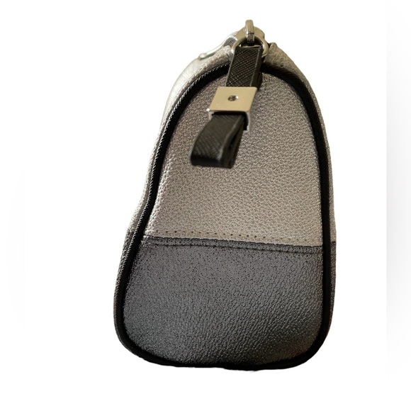 Victoria’s Secret Makeup Bag - Picture 3 of 3